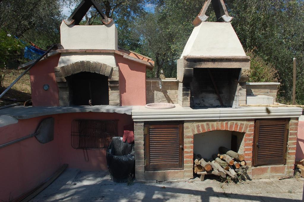 Il Pino Panzió Vetulonia Kültér fotó